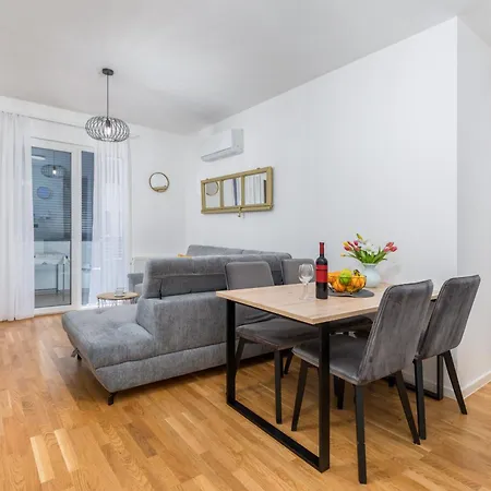 Apartment Ana-maria *