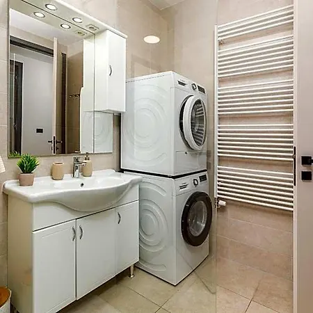 Ana-maria Apartment