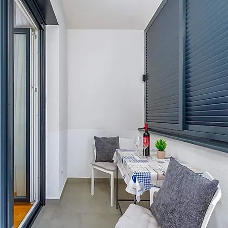Ana-maria Apartment *