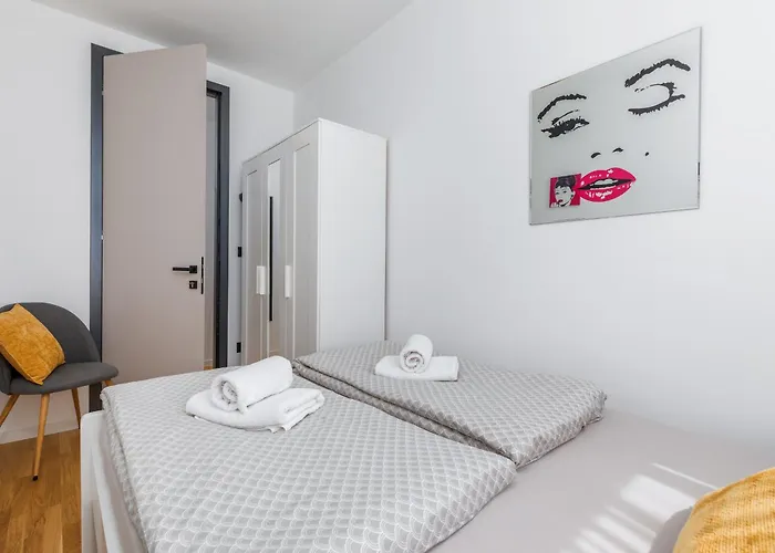 Ana-maria Apartment Pula
